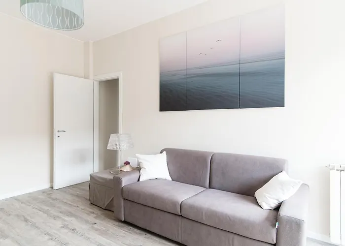 Apartmán Lovely With Private Parking In Como